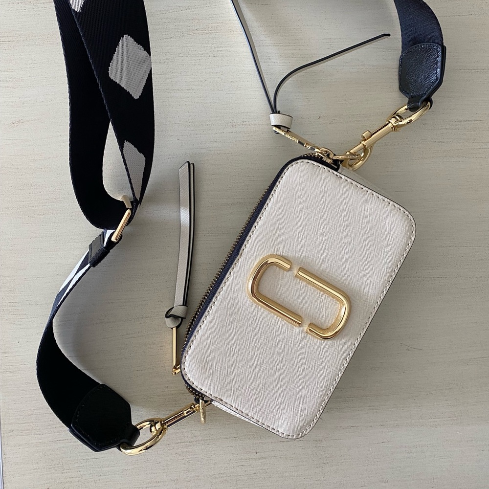 Marc Jacobs Snapshot Leather Cross Body Handbag
